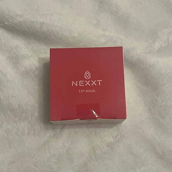 Nexxt Other - Next Lip Mask - Brand New